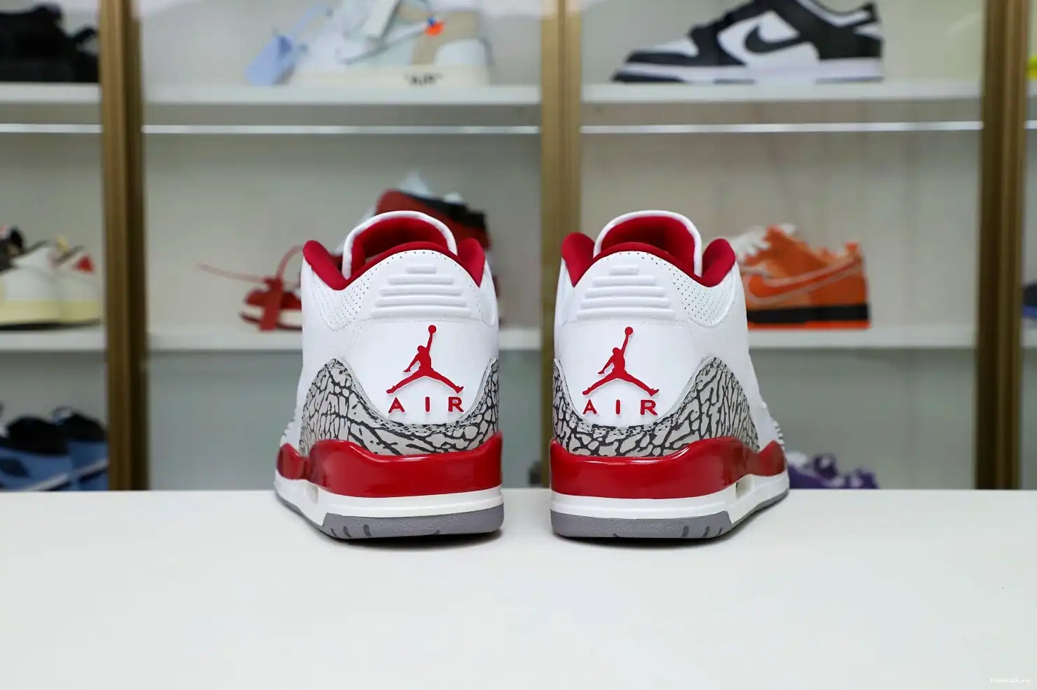 Retro Red(CT8532-126） Cardinal Jordan Air  Kimikick 3 0423